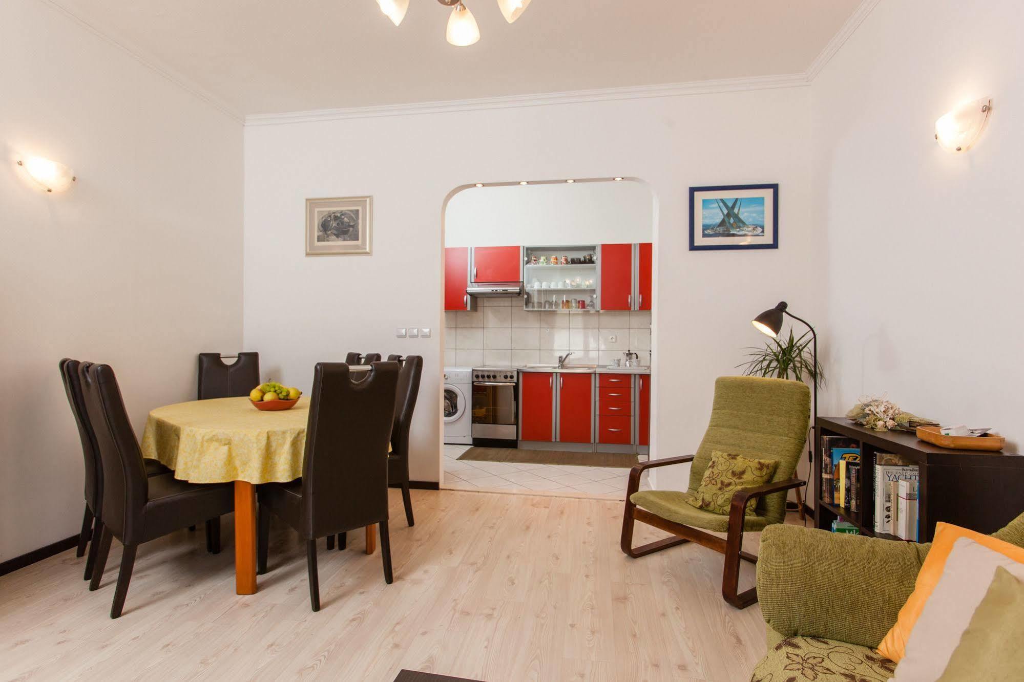 Cro Jet Set Apartman Split